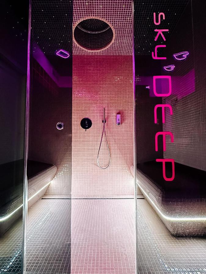 Sky Deep Jacuzzi 30 Floor Apartman Klaipėda Kültér fotó