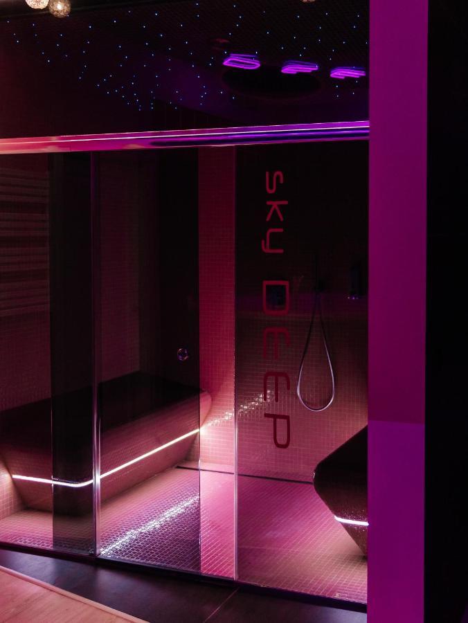 Sky Deep Jacuzzi 30 Floor Apartman Klaipėda Kültér fotó